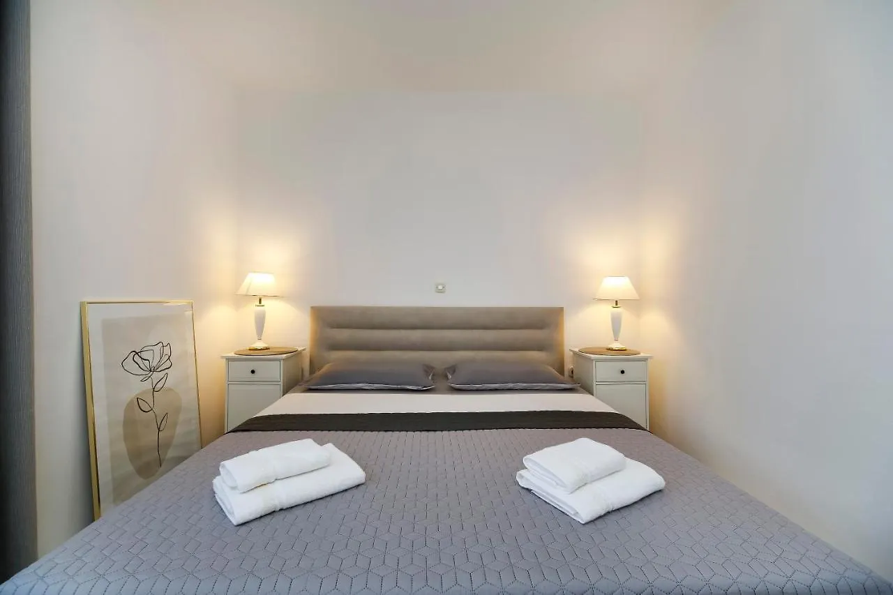 Apartman Monika Pola 0*,  Croazia